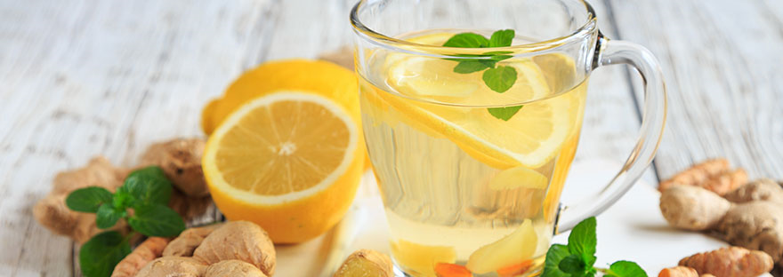 Infuzie de ghimbir și turmeric